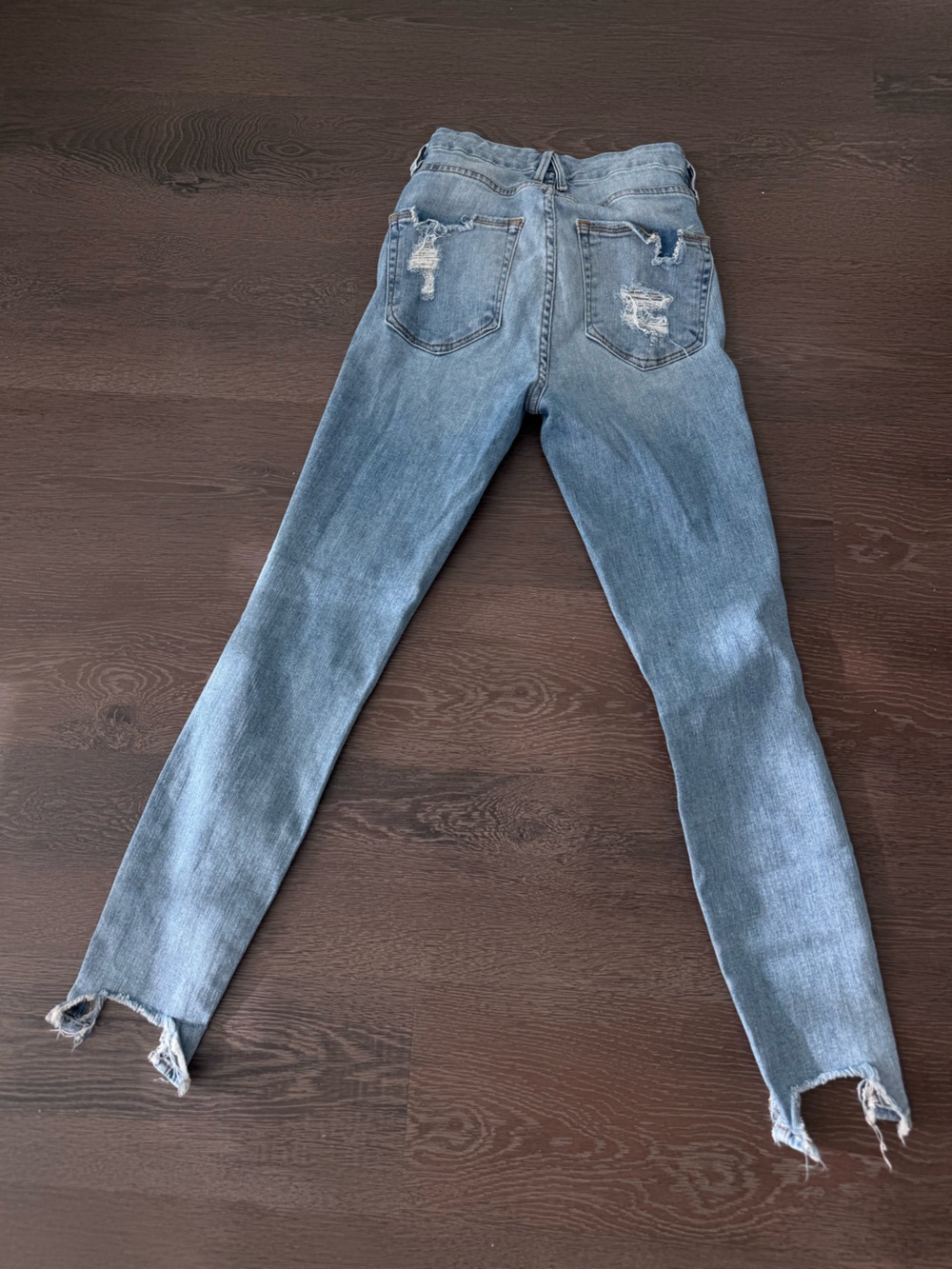 Good American Distressed Light Blue Skinny Jeans